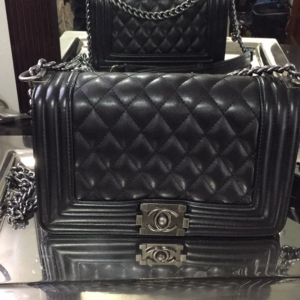 Beautiful 😘All occasions Black leather cross body